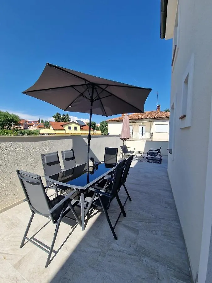 Apartmani Carla Medulin